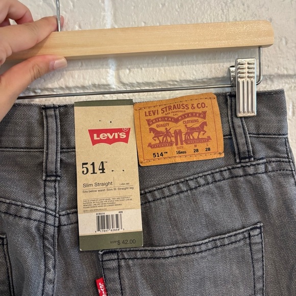 NWT Levi’s 514 slim straight jeans in grey - Picture 5 of 5